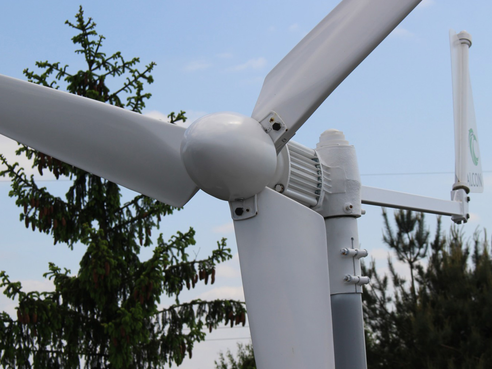 Czy turbina wiatrowa działa przy słabym wietrze? Mit vs. rzeczywistość